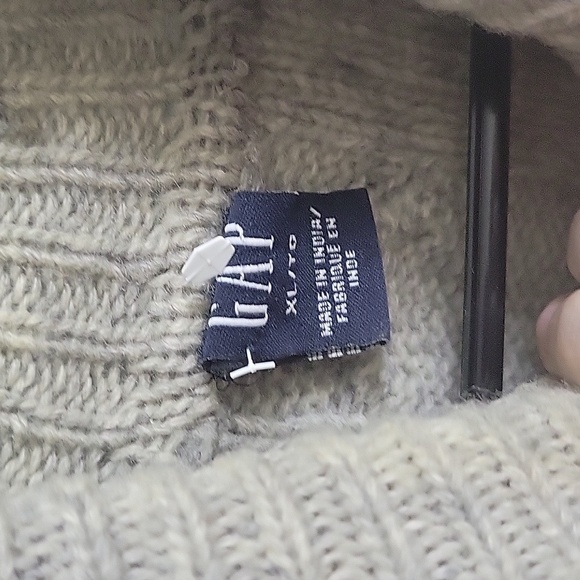 GAP Cream Wool Cable Knit Turtleneck Sweater - Picture 3 of 7
